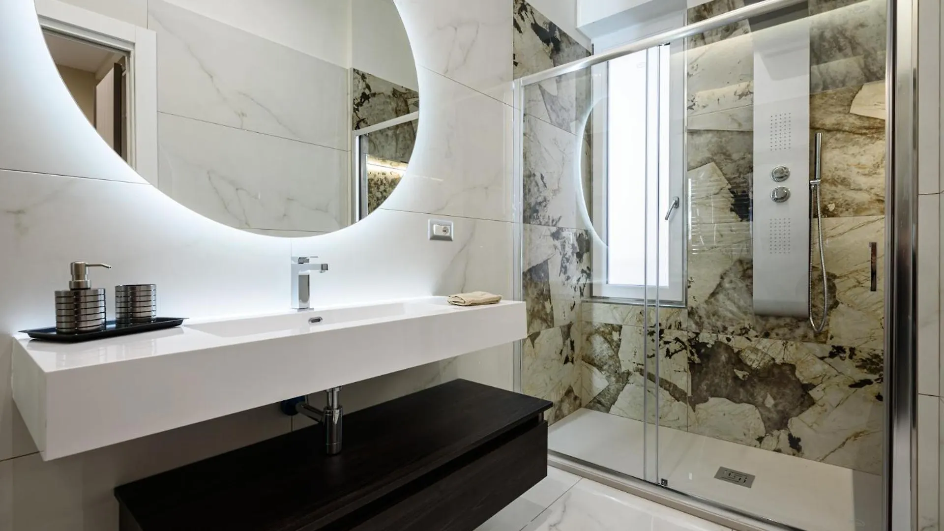 Hotel Deda & Fove Napoli Affittacamere