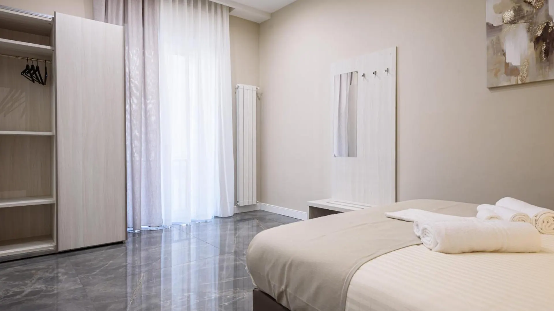 Hotel Deda & Fove Napoli Affittacamere