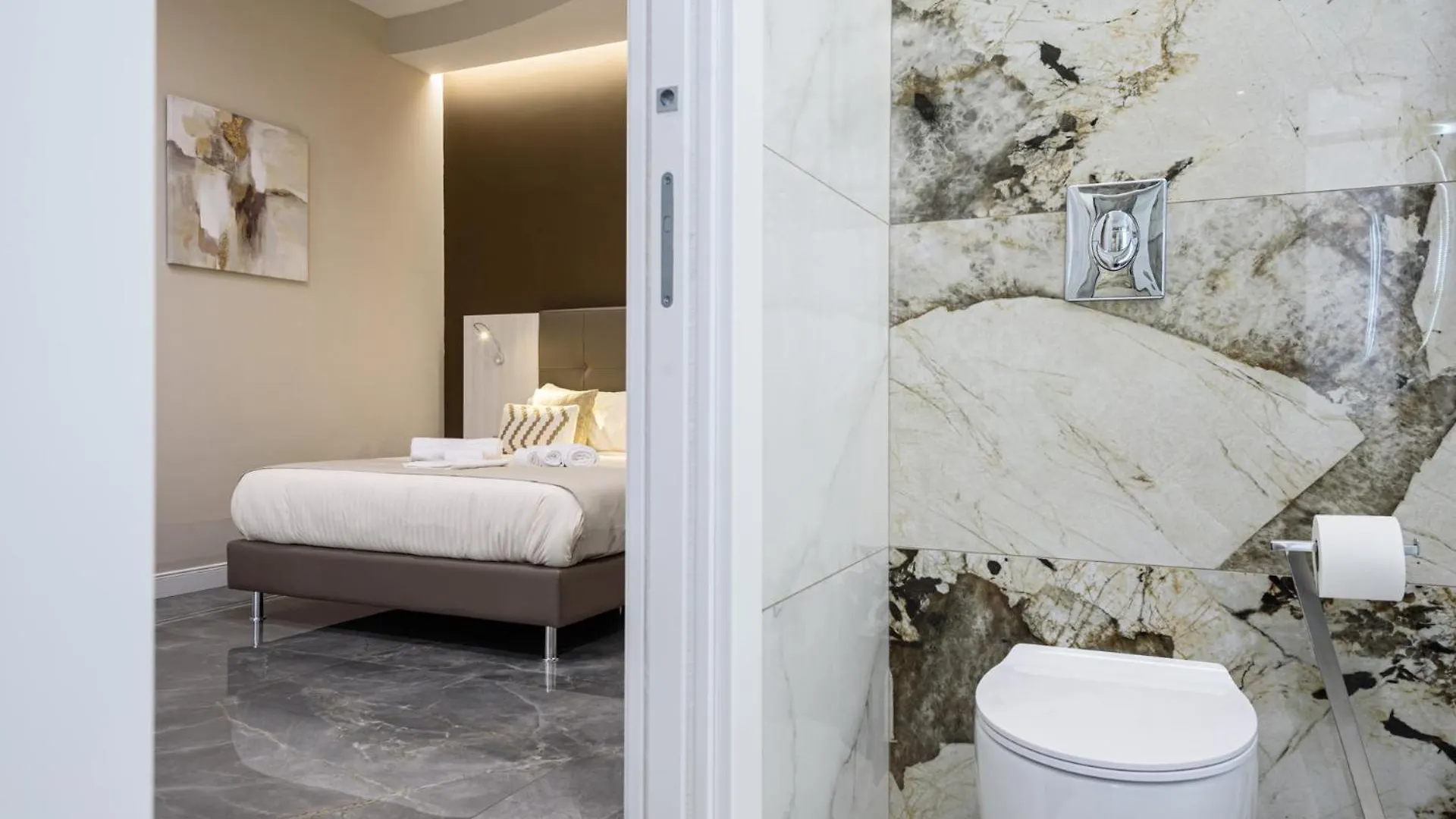 Hotel Deda & Fove Napoli Italia