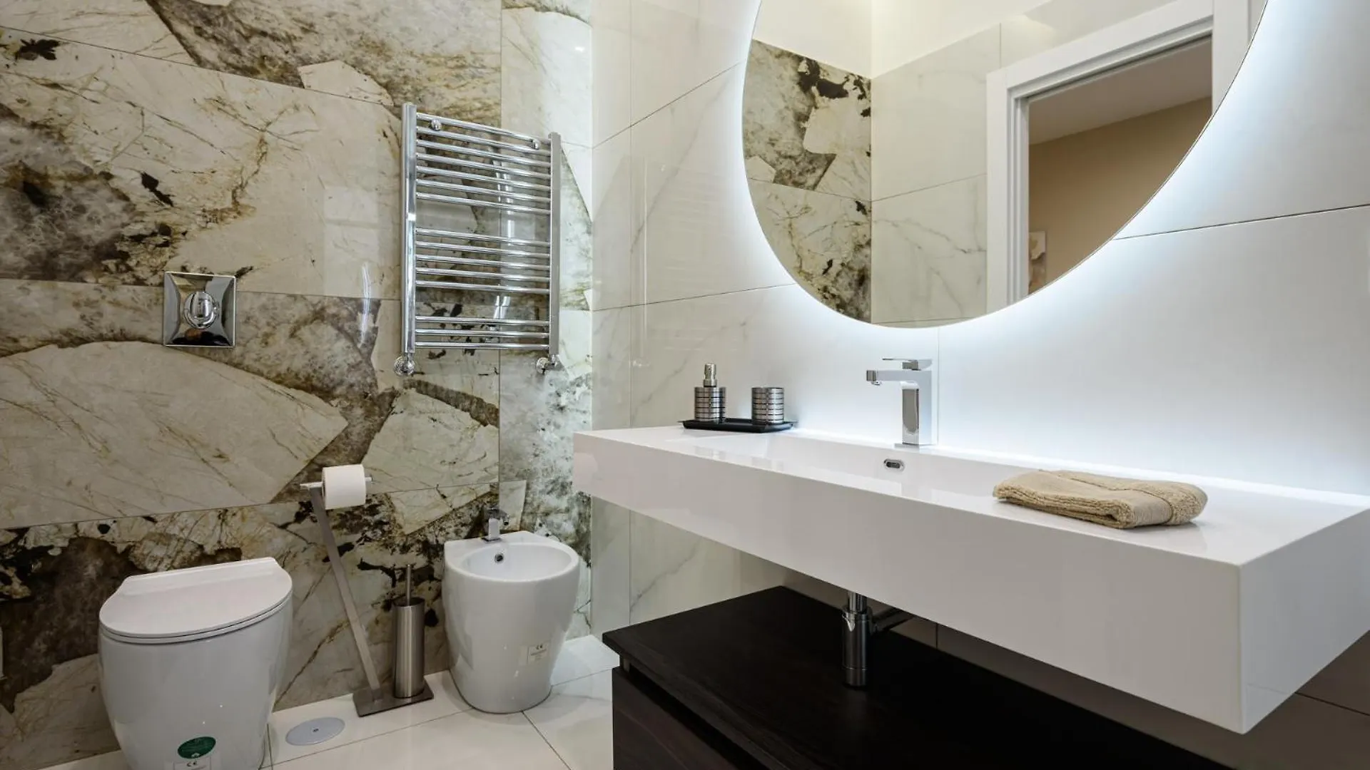 Affittacamere Hotel Deda & Fove Napoli Italia