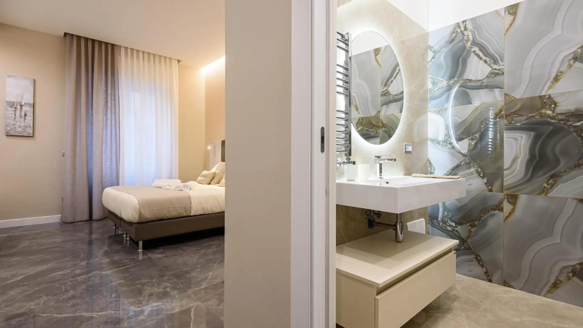 Affittacamere Hotel Deda & Fove Napoli