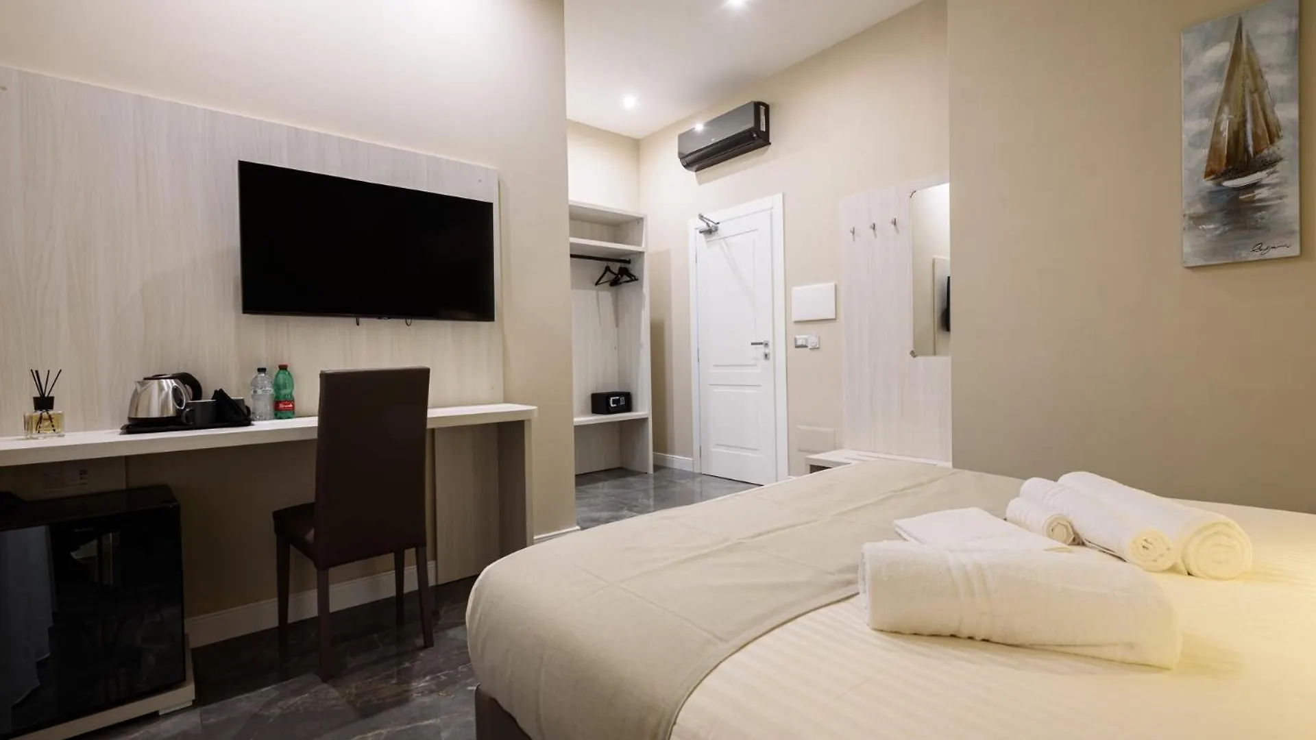 Hotel Deda & Fove Napoli Affittacamere