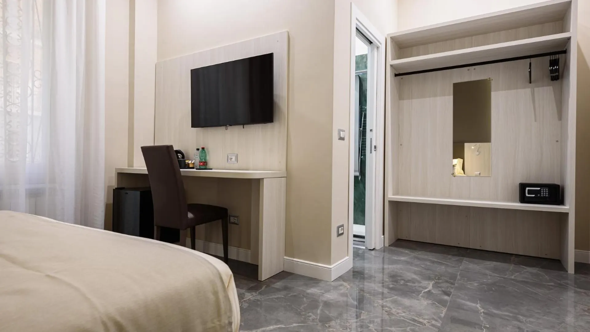 Hotel Deda & Fove Napoli Affittacamere
