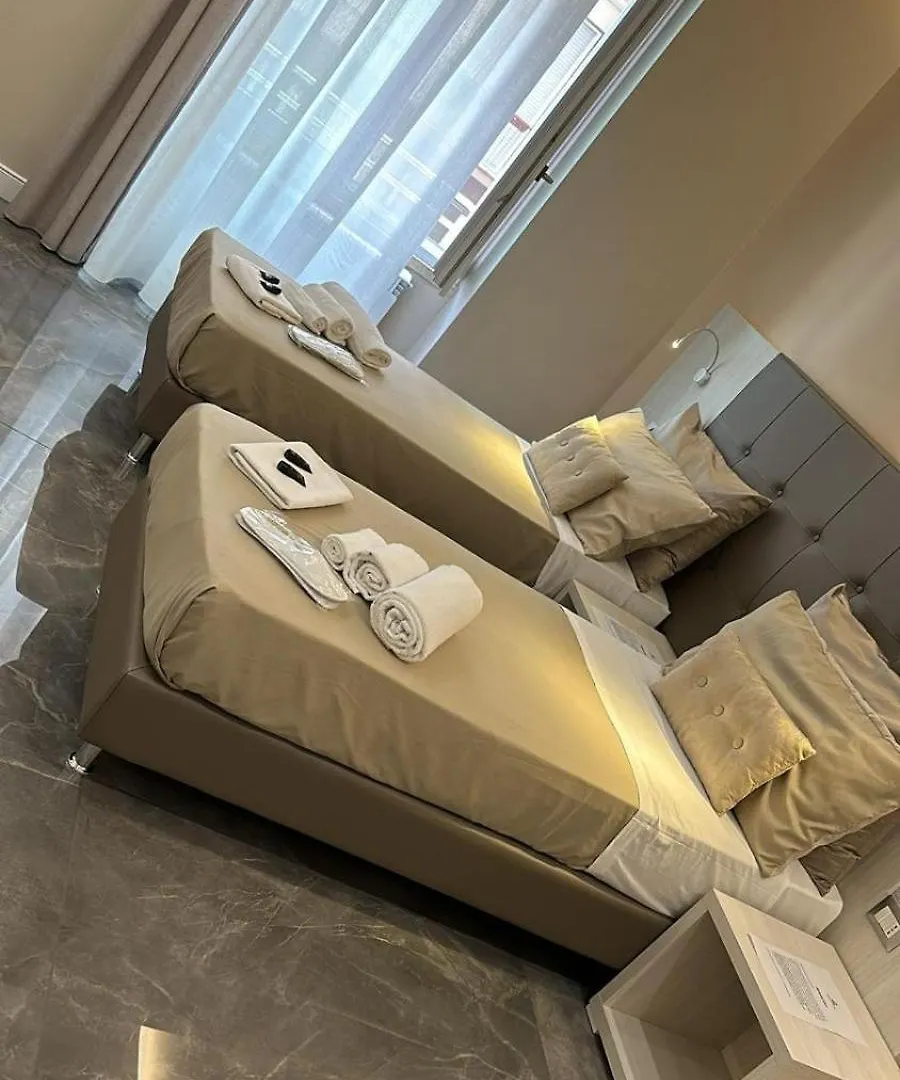 Hotel Deda & Fove Napoli Italia