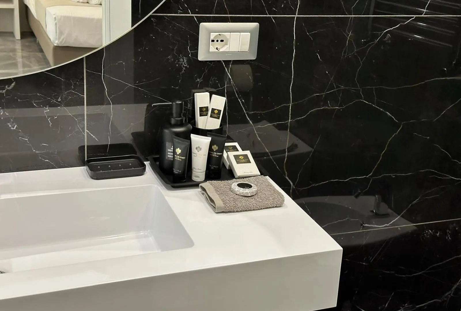 Hotel Deda & Fove Napoli 0*,