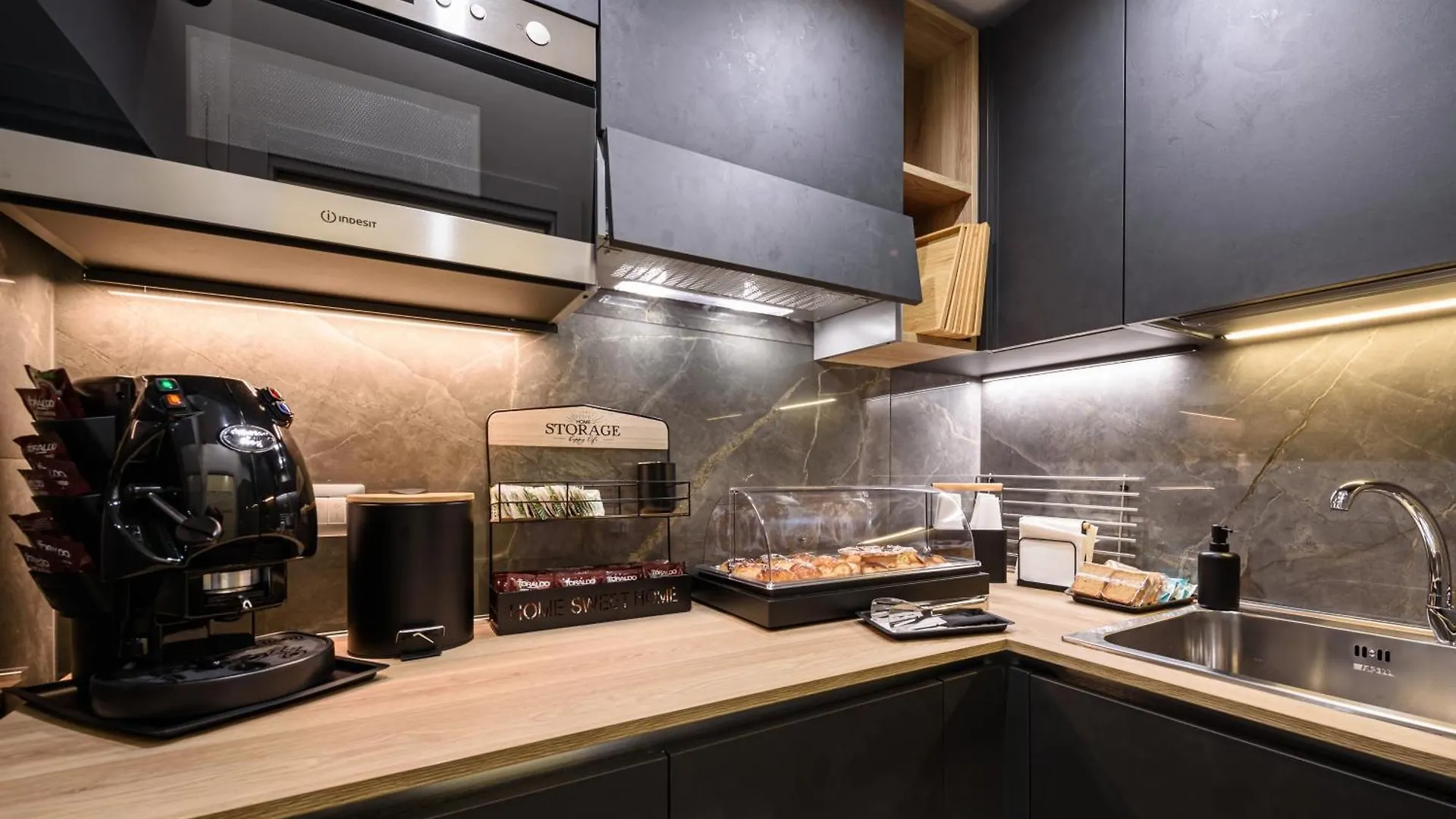 Deda & Fove Hotel Naples 0*,